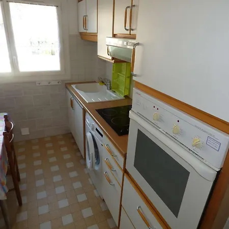 A 150 M De La Plage, Lave Linge, Wi Fi ... * سيكس-فور-لو-بلاج
