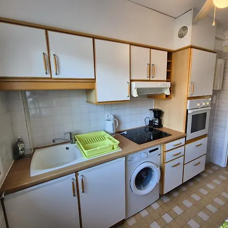 A 150 M De La Plage, Lave Linge, Wi Fi ... Апартаменты *